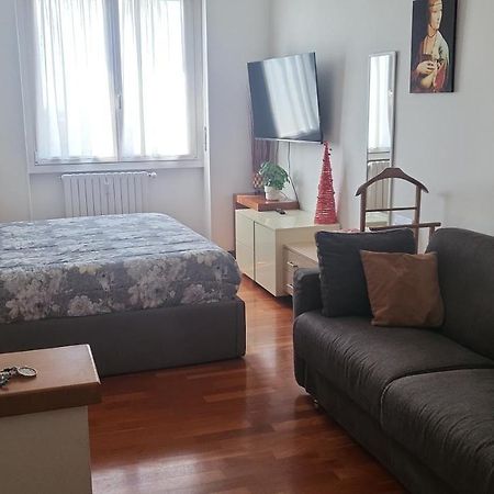 Incentrho Apartment Luaran gambar