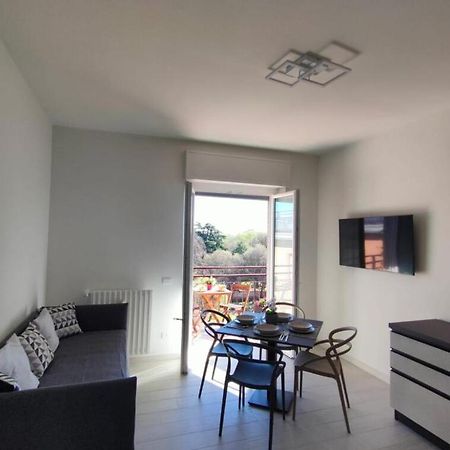 Incentrho Apartment Luaran gambar